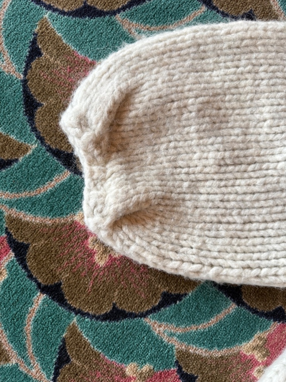 OOAK Hand-Knit Cropped Pullover - Picture 4 of 6